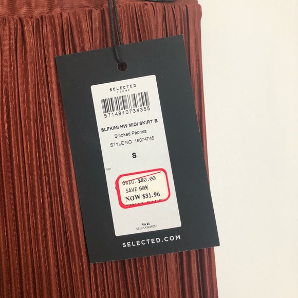 Pleated midi skirt with double slit - Picture 2 of 5